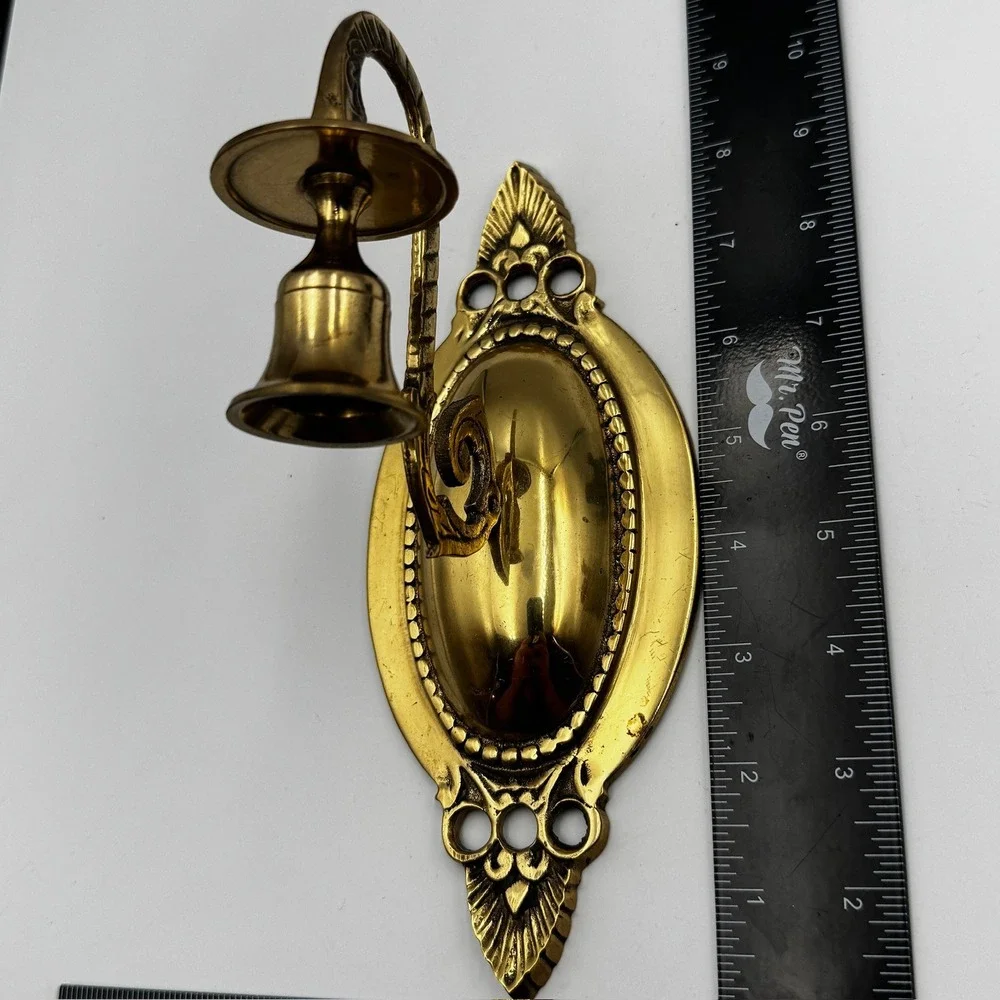 Vintage Solid Brass Wall Sconce Candle Holder‎ Ornate Scrolled Oval Backplate